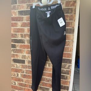 Reebok Men’s active Fleece jogger pants Size XL